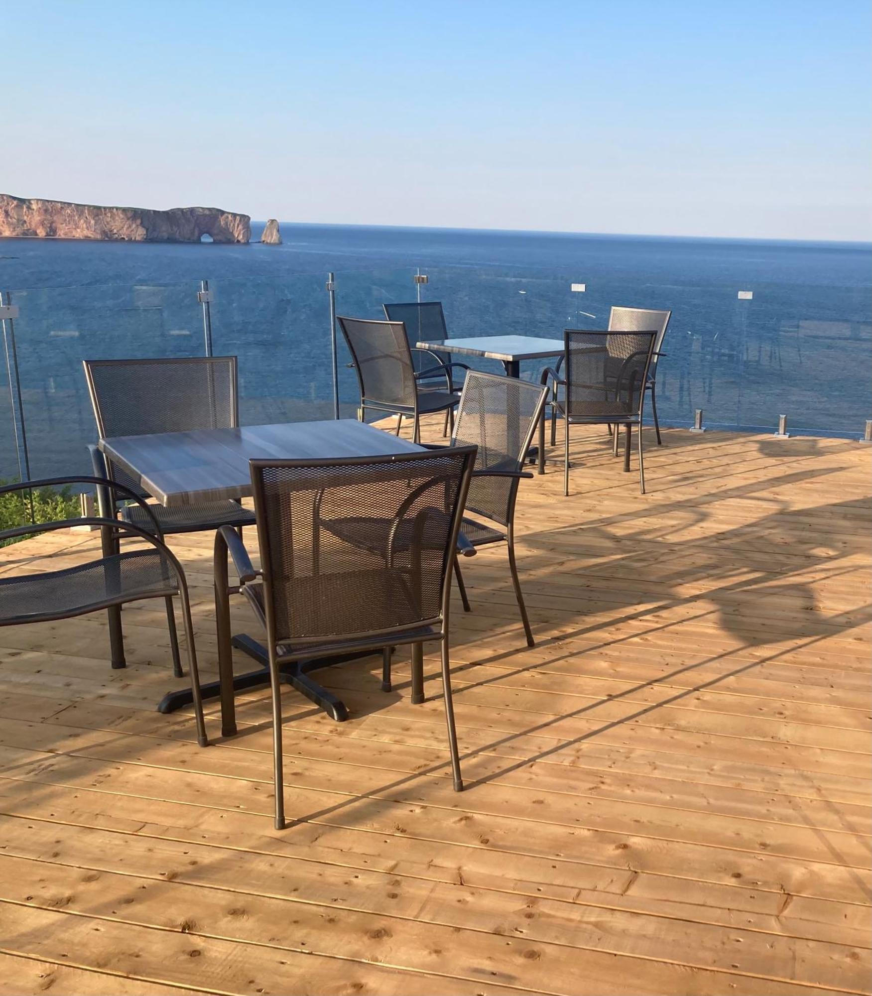 Hotel La Cote Surprise Perce Buitenkant foto